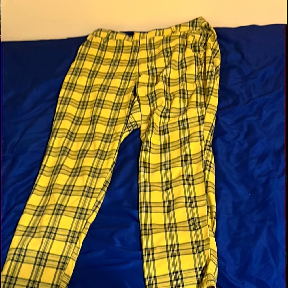 yellow plaid pants from hot topic!!